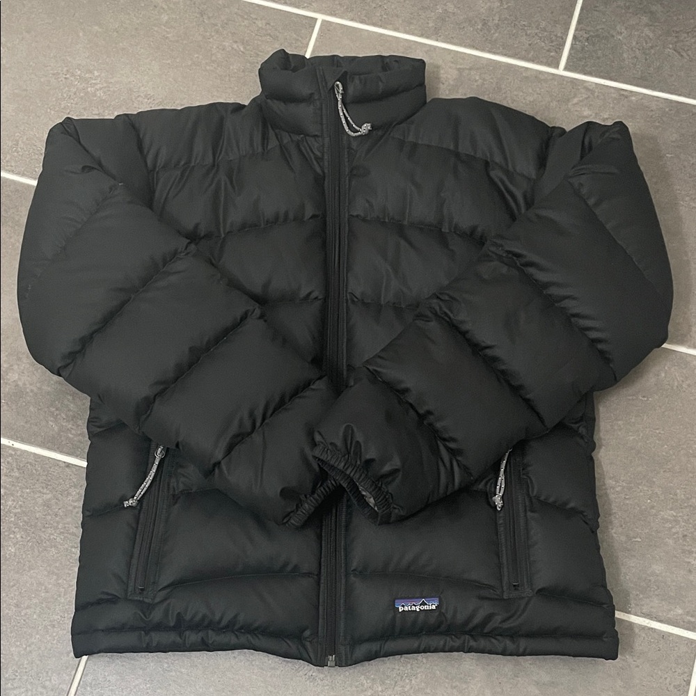 Patagonia Down Puffer Jacket Size Medium - image 2